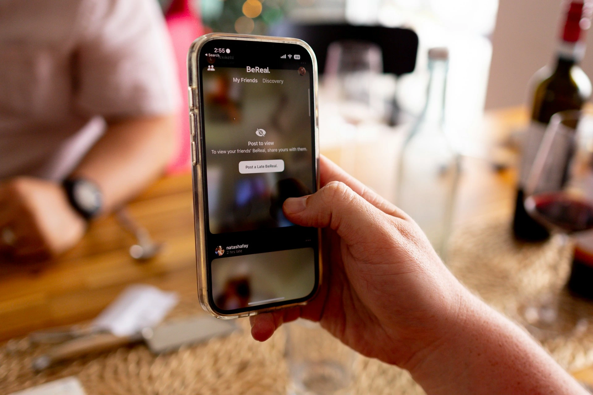 Australiens plan p&aring; att f&ouml;rbjuda sociala medier v&auml;cker oro &ouml;ver ungdomars isolering