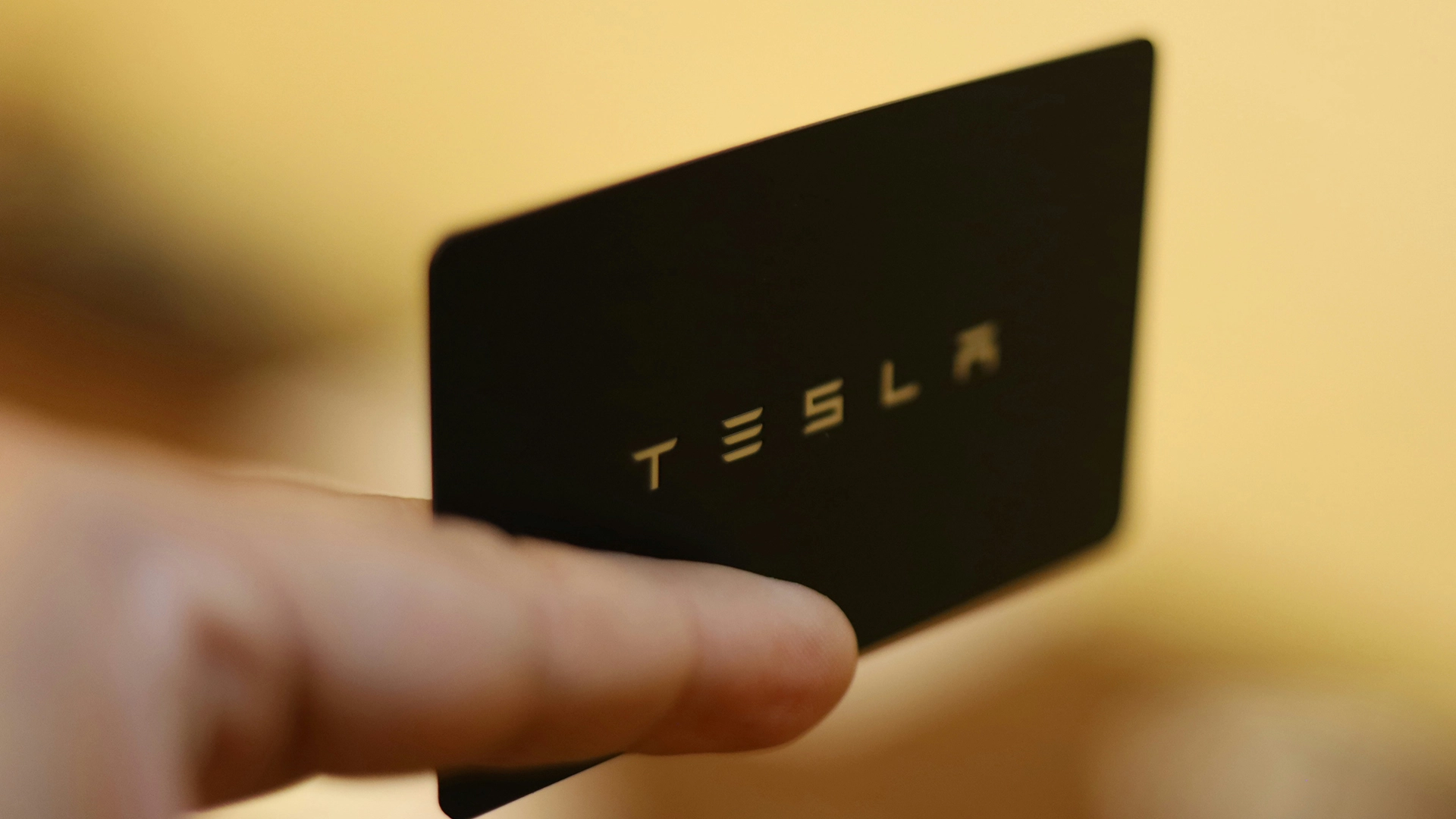 Tesla och Samsung g&aring;r med p&aring; ett chipf&ouml;rs&ouml;rjningsavtal v&auml;rt 16.5 miljarder dollar